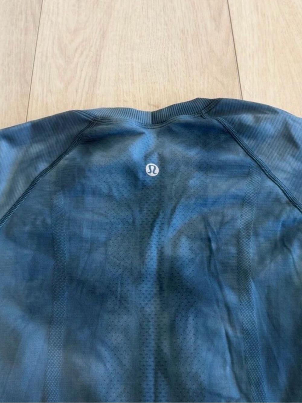 EUC Lululemon Swiftly Speed Long Sleeve Marble Dye Night Diver size 6 - Picture 5 of 7